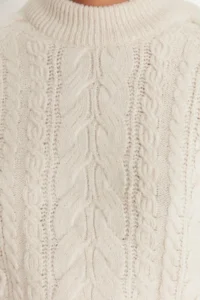 TRENDYOLMİLLA Stone Soft textured Hair Braided Knitwear Sweater - Image 4