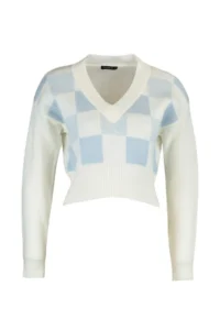 TRENDYOLMİLLA Ecru Crop Soft textured Patterned Knitwear Sweater - Image 6
