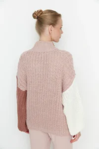TRENDYOLMİLLA Powder PINK Wide Pattern Soft textured Color Blocked Knitwear Sweater - Image 5