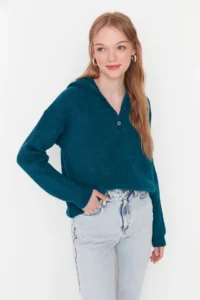 TRENDYOLMİLLA Green Soft textured Hooded Knitwear Sweater - Image 2