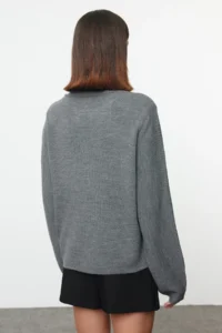 TRENDYOLMİLLA Anthracite Basic Turtleneck Knitwear Sweater - Image 5