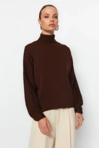 TRENDYOLMİLLA Brown Basic Turtleneck Knitwear Sweater - Image 2