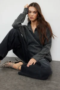 TRENDYOLMİLLA Anthracite Wide Pattern Soft textured High Neck Knitwear Sweater