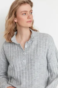 TRENDYOLMİLLA Gray Wide Pattern Soft textured High Neck Knitwear Sweater - Image 4