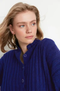 TRENDYOLMİLLA NAVY BLUE Wide Pattern Soft textured High Neck Knitwear Sweater - Image 3