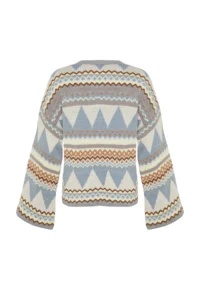 TRENDYOLMİLLA Gray Wide Pattern Crew Neck Knitwear Sweater - Image 7