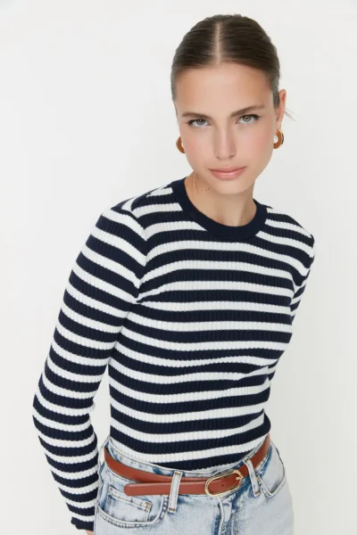TWOAW21KZ0942-NAVY-BLUE_1