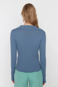 TRENDYOLMİLLA Indigo Sleeve Ucu Detailed Polo Shirt Collar Knitwear Sweater - Image 5