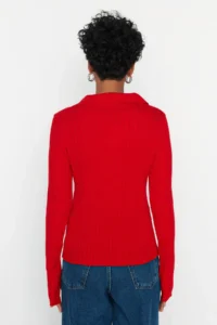 TRENDYOLMİLLA Red Sleeve Ucu Detailed Polo Shirt Collar Knitwear Sweater - Image 5