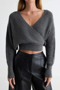 TRENDYOLMİLLA Anthracite Double breasted Balloon Sleeve Crop Knitwear Sweater - Image 3