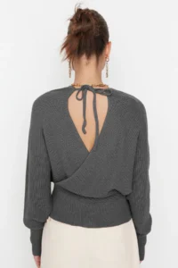 TRENDYOLMİLLA Anthracite Double breasted Balloon Sleeve Crop Knitwear Sweater - Image 9