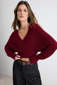 TRENDYOLMİLLA Burgundy Double breasted Balloon Sleeve Crop Knitwear Sweater