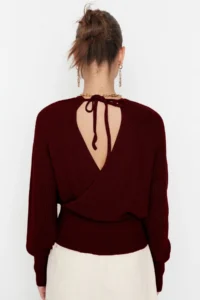 TRENDYOLMİLLA Burgundy Double breasted Balloon Sleeve Crop Knitwear Sweater - Image 10