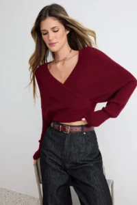 TRENDYOLMİLLA Burgundy Double breasted Balloon Sleeve Crop Knitwear Sweater - Image 2