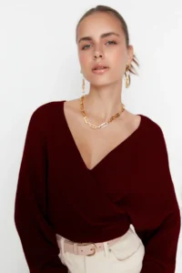 TRENDYOLMİLLA Burgundy Double breasted Balloon Sleeve Crop Knitwear Sweater - Image 8