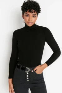 TRENDYOLMİLLA Black Couple Basic Turtleneck Knitwear Sweater - Image 5
