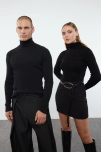 TRENDYOLMİLLA Black Couple Basic Turtleneck Knitwear Sweater - Image 6