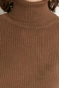 TRENDYOLMİLLA Brown Basic Turtleneck Knitwear Sweater - Image 4