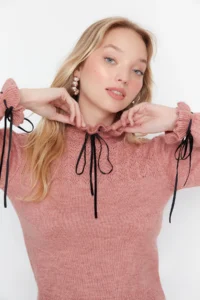 TRENDYOLMİLLA Dusty ROSE Soft textured Cellular/Perforated Ribbon/Bow Detailed Knitwear Sweater - Image 2