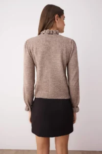 TRENDYOLMİLLA Mink Soft textured Cellular/Perforated Ribbon/Bow Detailed Knitwear Sweater - Image 4