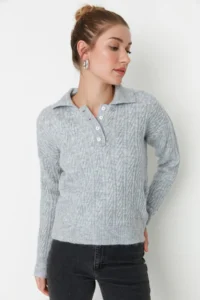 TRENDYOLMİLLA Gray Wide Pattern Soft textured Knitwear Sweater - Image 4