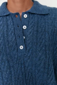 TRENDYOLMİLLA Indigo Wide Pattern Soft textured Knitwear Sweater - Image 4