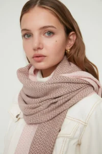 TRENDYOLMİLLA Powder PINK Color Blocked Soft textured Women Scarf - Image 2