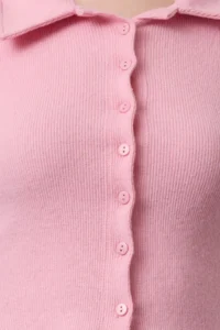 TRENDYOLMİLLA PINK Button Detailed Fitted Crop Polo Shirt Collar Ribbed Flexible Knitting Blouse - Image 4
