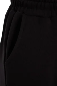TRENDYOLMİLLA Black Thick Basic Knitting Sweatpants with Fleece Inside - Image 12