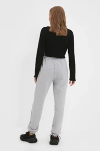 TRENDYOLMİLLA Gray Melange Thick Basic Knitting Sweatpants with Fleece Inside - Image 9