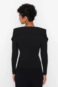 TRENDYOLMİLLA Black Carmen Collar Knitwear Sweater - Image 5