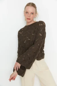 TRENDYOLMİLLA Mink Cellular/Delikli Knitwear Sweater - Image 3