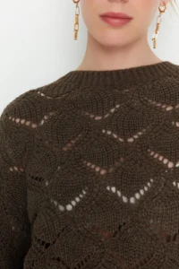 TRENDYOLMİLLA Mink Cellular/Delikli Knitwear Sweater - Image 4