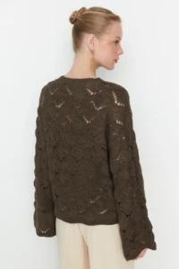 TRENDYOLMİLLA Mink Cellular/Delikli Knitwear Sweater - Image 5