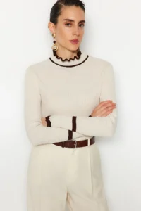 TRENDYOLMİLLA Stone Fitted Color Bloklu Knitwear Sweater - Image 2
