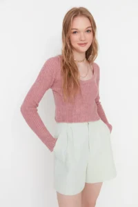 TRENDYOLMİLLA Dusty ROSE Crop Soft textured Basic Knitwear Sweater - Image 2