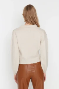 TRENDYOLMİLLA Stone Wide Pattern Soft textured Braided Knitwear Sweater - Image 5