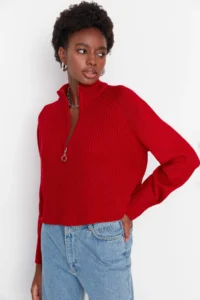 TRENDYOLMİLLA Red Crop Zippered High Neck Basic Knitwear Sweater - Image 3