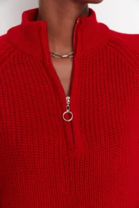 TRENDYOLMİLLA Red Crop Zippered High Neck Basic Knitwear Sweater - Image 4