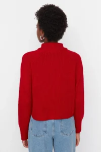 TRENDYOLMİLLA Red Crop Zippered High Neck Basic Knitwear Sweater - Image 5