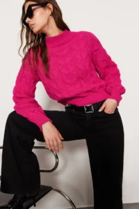 TRENDYOLMİLLA Fuchsia Crop High Neck Knitwear Sweater - Image 3