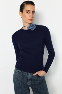 TRENDYOLMİLLA NAVY BLUE Basic Ribbed Knitwear Sweater - Image 2
