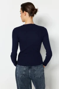 TRENDYOLMİLLA NAVY BLUE Basic Ribbed Knitwear Sweater - Image 5