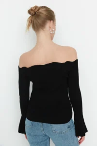 TRENDYOLMİLLA Black Carmen Collar Knitwear Sweater - Image 4