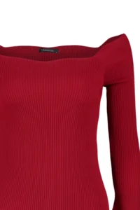 TRENDYOLMİLLA Red Fitted Carmen Collar Knitwear Sweater - Image 7