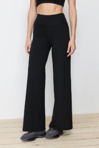 TRENDYOLMİLLA Black Scuba/Diver Wide Leg Beli Katlanabilir Knitting Sports Sweatpants - Image 6