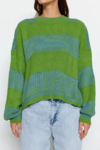 TRENDYOLMİLLA Light Green Wide Pattern Striped Knitwear Sweater - Image 4