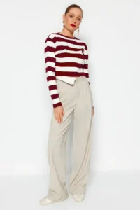 TRENDYOLMİLLA Burgundy Crop Basic Striped Knitwear Sweater - Image 2