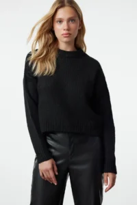 TRENDYOLMİLLA Black Wide Pattern Soft textured Basic Knitwear Sweater - Image 6
