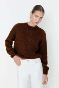 TRENDYOLMİLLA Brown Wide Pattern Soft textured Basic Knitwear Sweater - Image 3